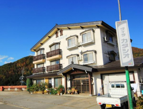 Отель Villa Katashio  Уезд Симотакаи